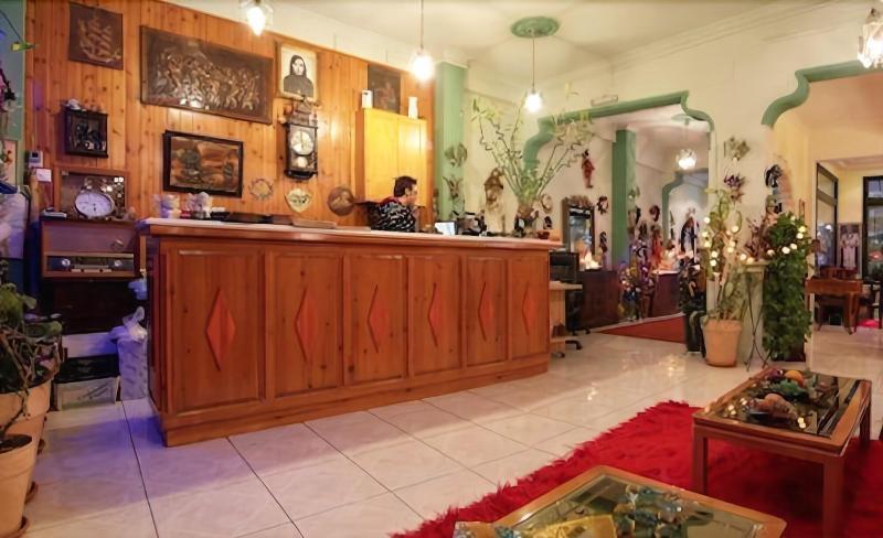 Hotel Varonos Delphes Extérieur photo