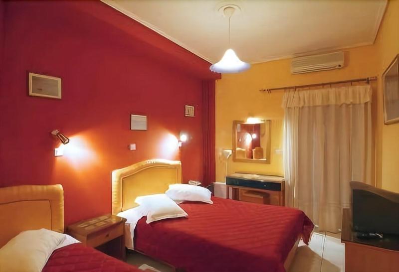 Hotel Varonos Delphes Extérieur photo