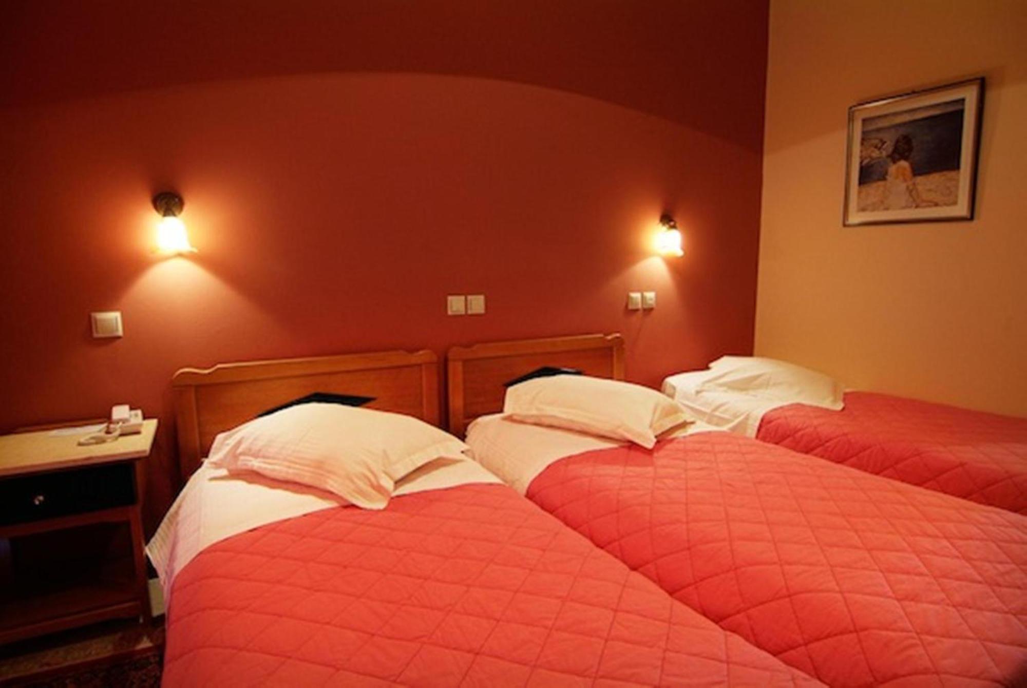 Hotel Varonos Delphes Extérieur photo