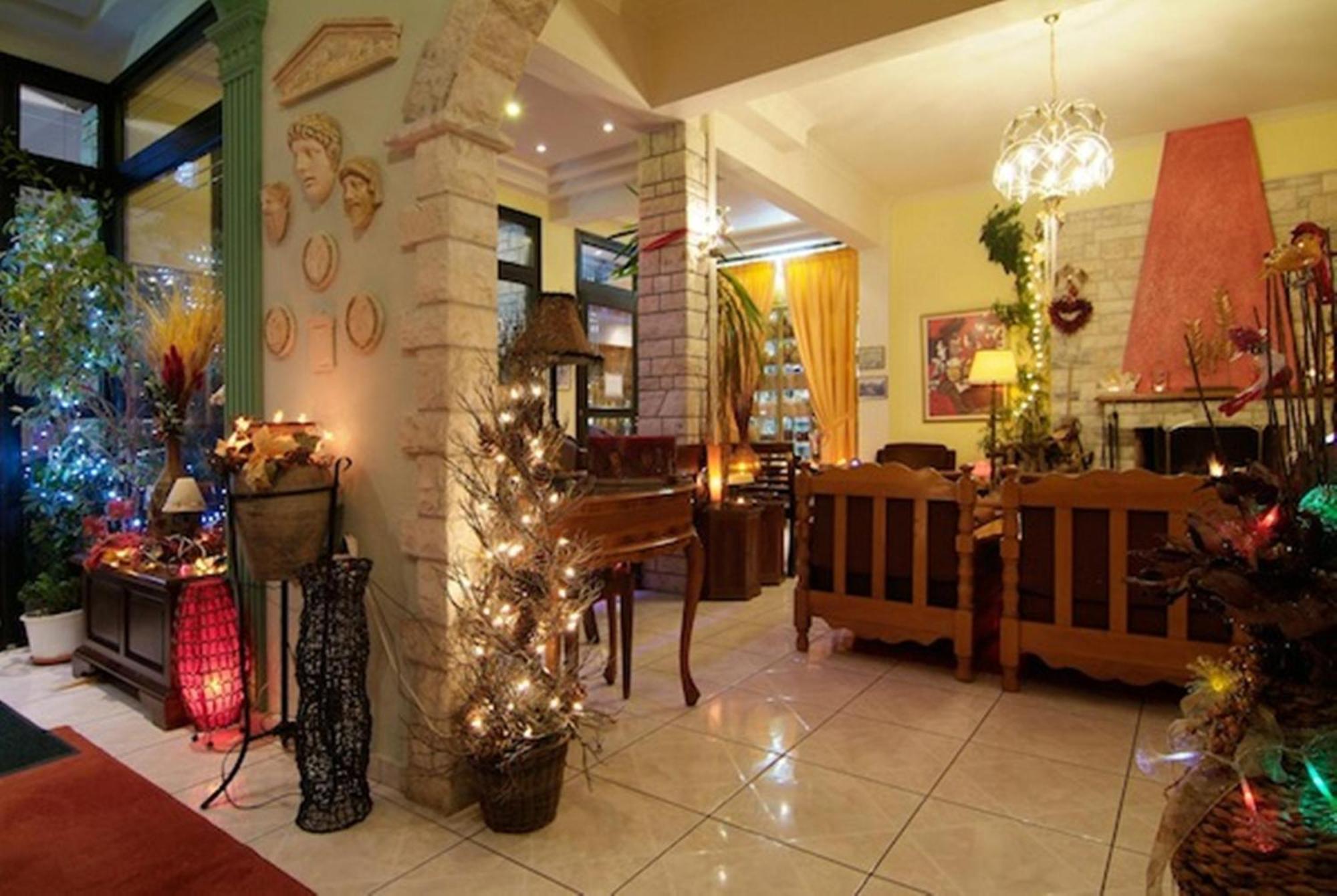 Hotel Varonos Delphes Extérieur photo