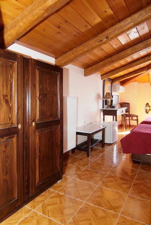 Hotel Varonos Delphes Chambre photo